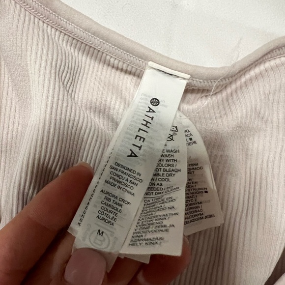 Athlete Aurora Cropped Ribbed Tank - Picture 5 of 5